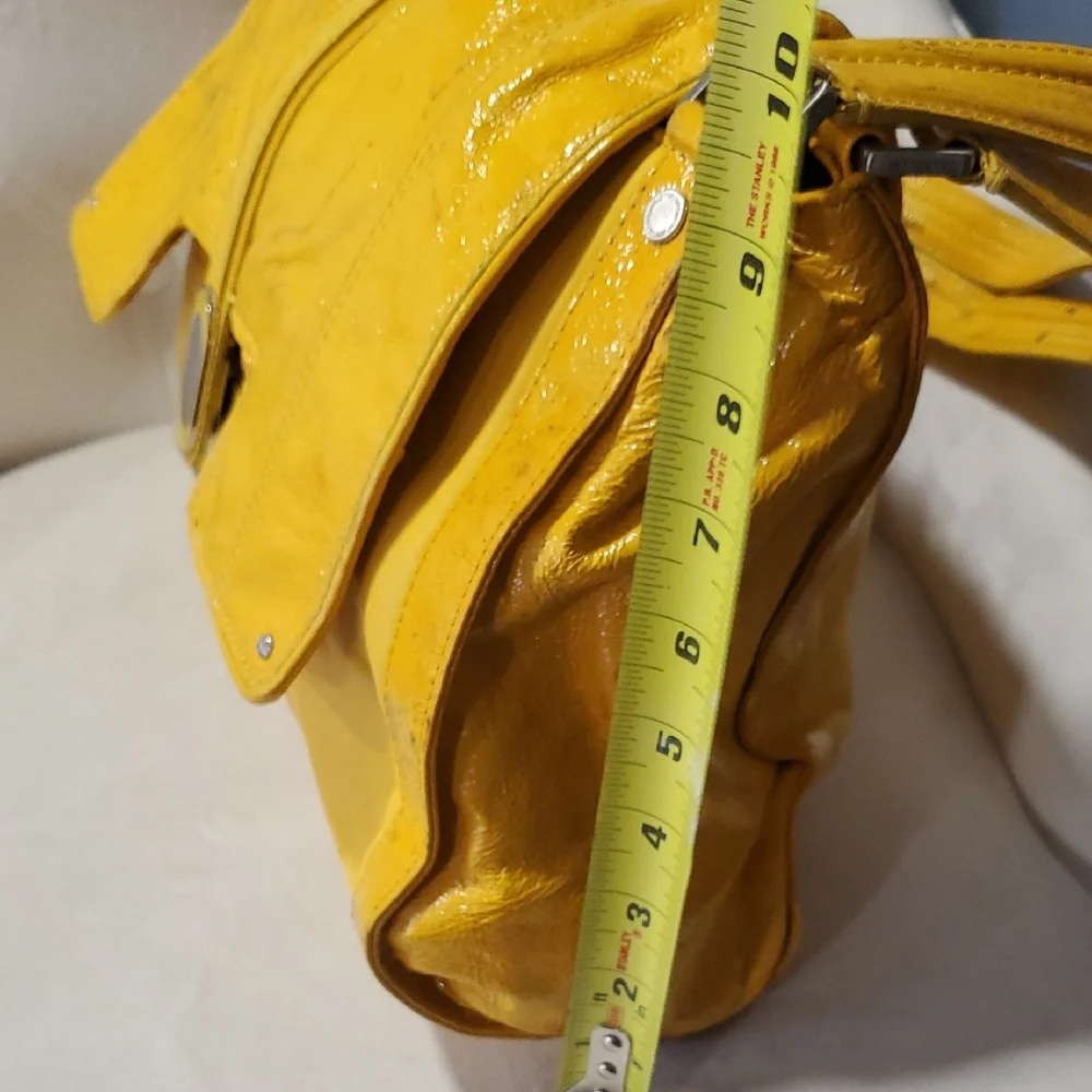 Flawed Jill Stuart Vibrant Yellow Shoulder Bag - Picture 9 of 16